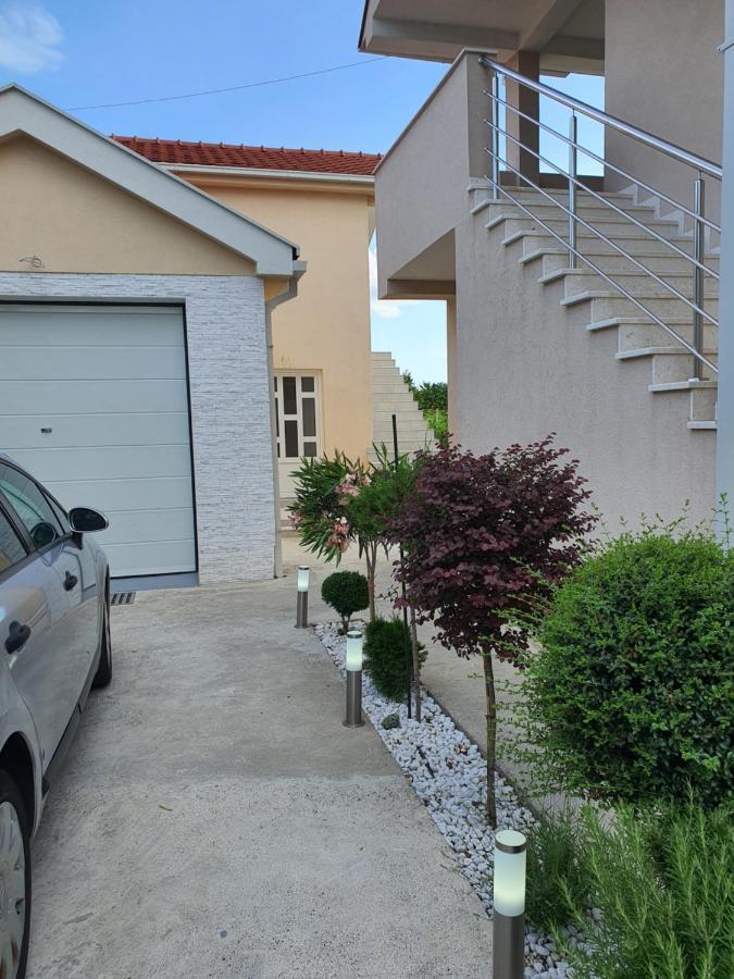 Apartamento Apartman Tolosi 2 Podgorica Exterior foto